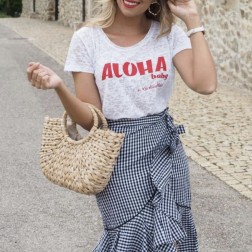 Camiseta Blanca Aloha de Karolina Toledo