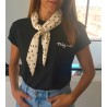 camiseta negra muy mucho de karolina toledo