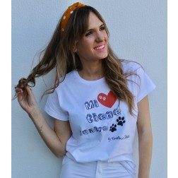 Camiseta Mi Amor Tiene Cuatro Patas de Karolina Toledo