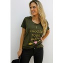 camiseta i choose to be happy de karolin toledo verde militar